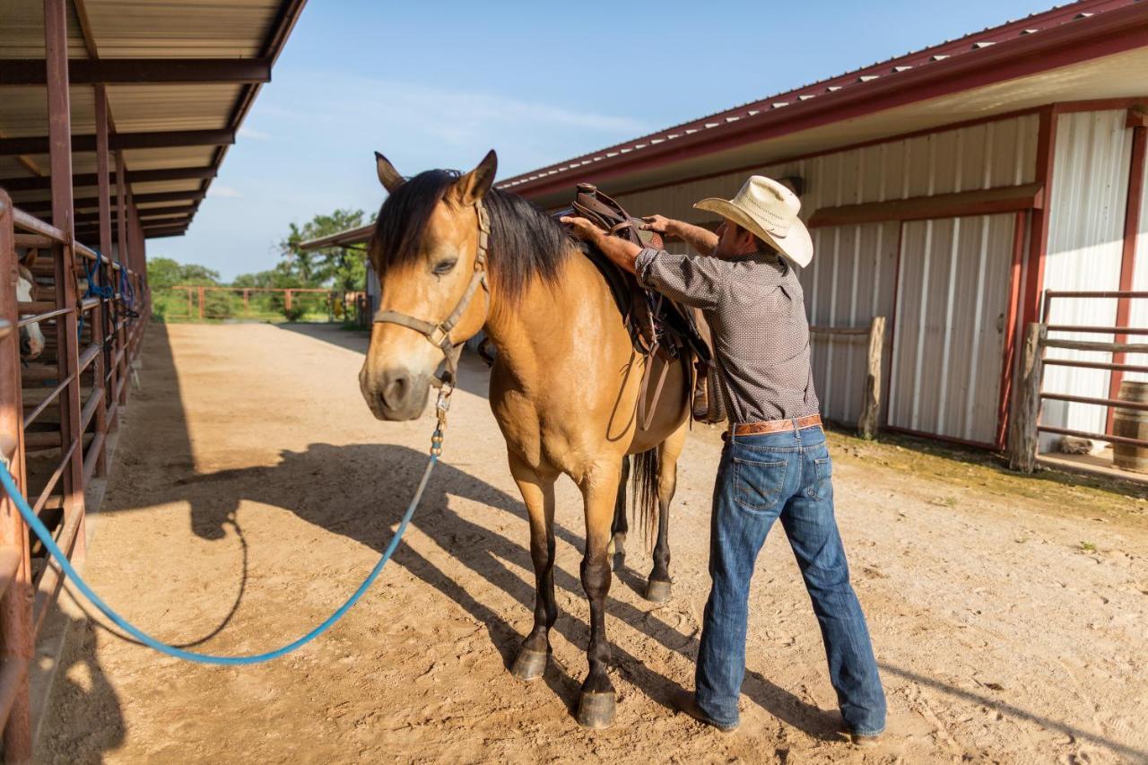 Wildcatter Ranch And Resort Graham Εξωτερικό φωτογραφία