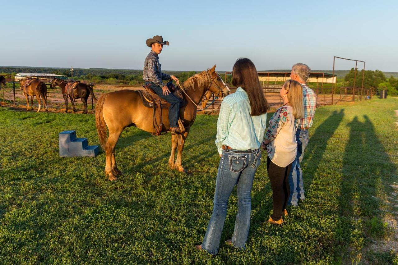 Wildcatter Ranch And Resort Graham Εξωτερικό φωτογραφία