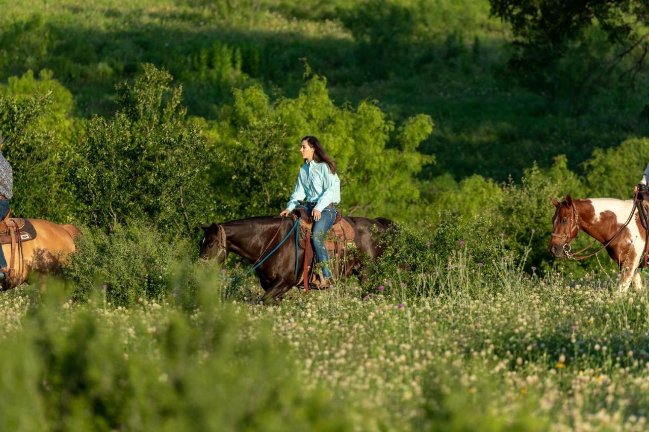 Wildcatter Ranch And Resort Graham Εξωτερικό φωτογραφία