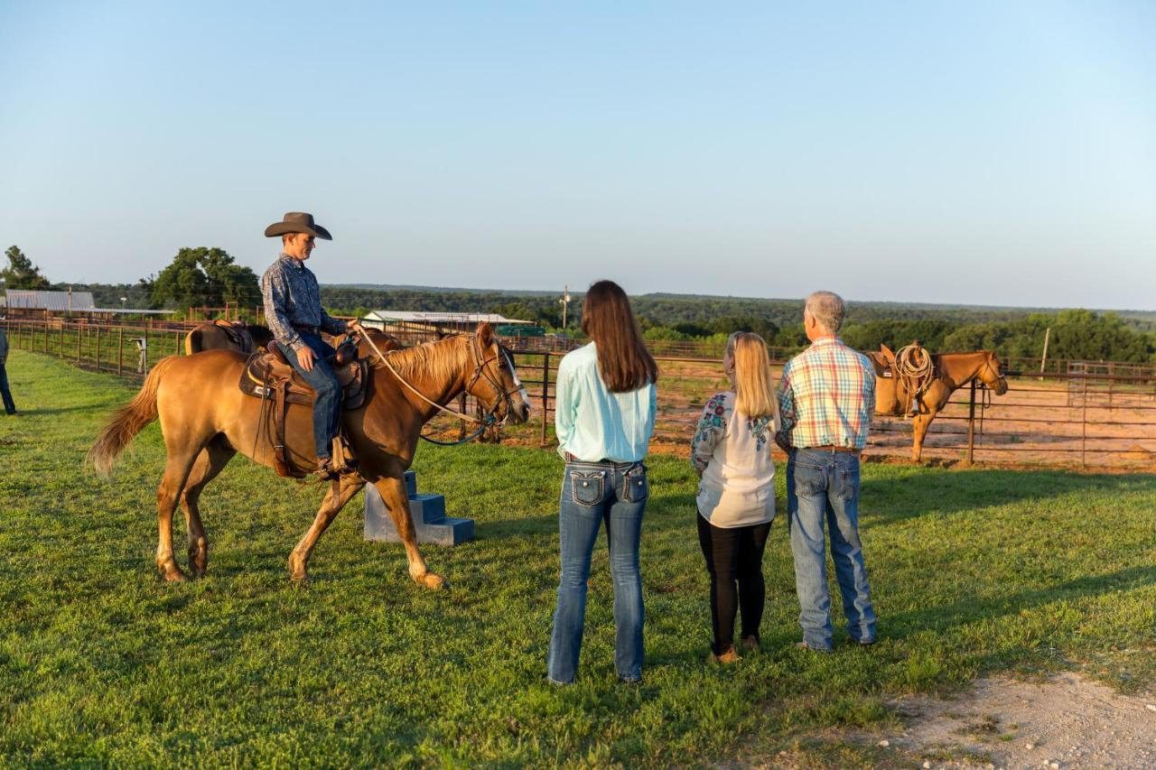 Wildcatter Ranch And Resort Graham Εξωτερικό φωτογραφία